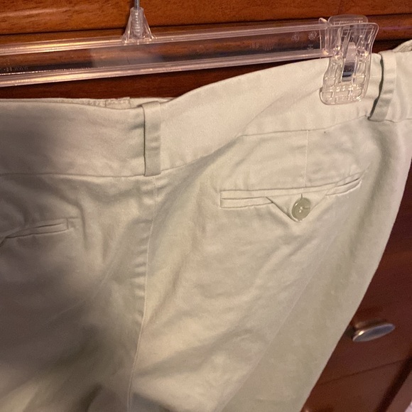 Add a pop of color to your wardrobe with these amazing pants 🌸 bundle and save - Picture 4 of 8